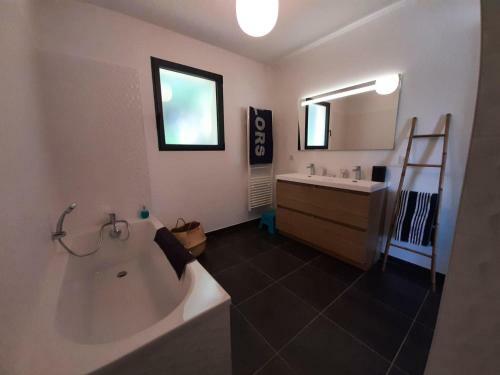 Inviting Villa In Sainte Valiere With Private Pool