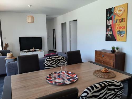 Inviting Villa In Sainte Valiere With Private Pool