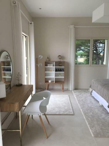 Magnifique Villa Avec Vue Fabuleuse Sur St Tropez! Villa Miremer!