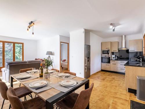Holiday Home Villa Rigaou N-4