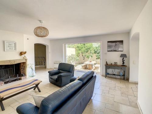 Villa Rental With Swimming Pool In Sainte-maxime