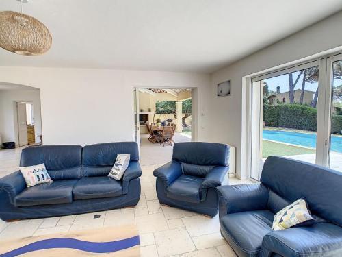 Villa Rental With Swimming Pool In Sainte-maxime