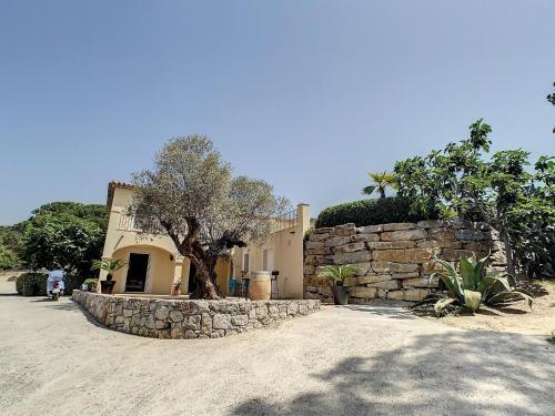 Villa Rental With Swimming Pool In Sainte-maxime