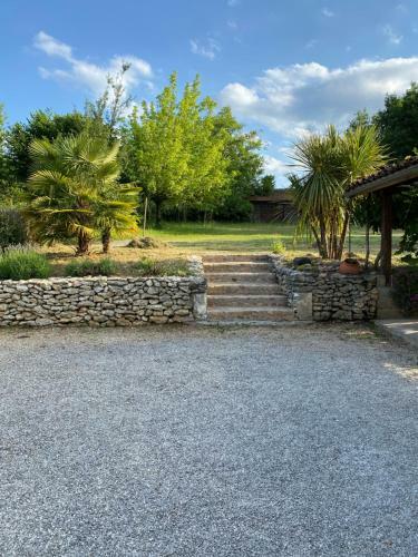 Maison En Pierre � La Campagne En P�rigord Dordogne