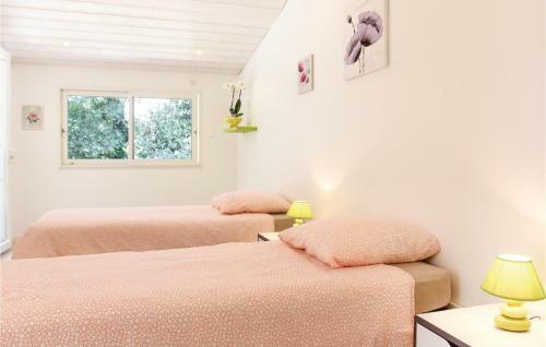 One-bedroom Holiday Home In St. Gervais