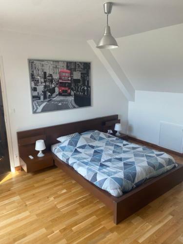 Chambre � La Campagne Pr�s De La Ville