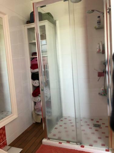 Chambre � La Campagne Pr�s De La Ville