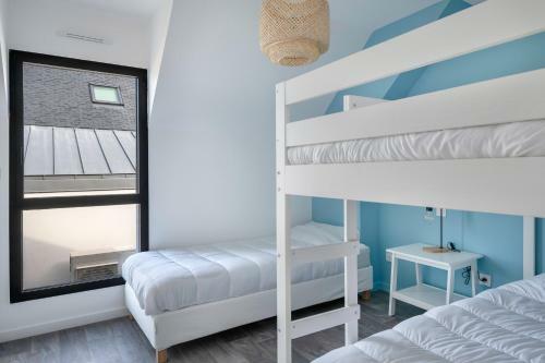 Maison Moderne Avec Piscine Et Jacuzzi Pour 15 Personnes !