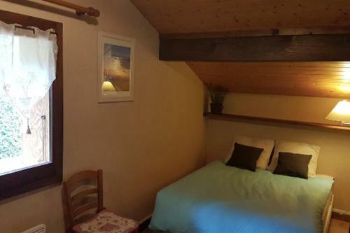 Wooden House With Garden And Terace !