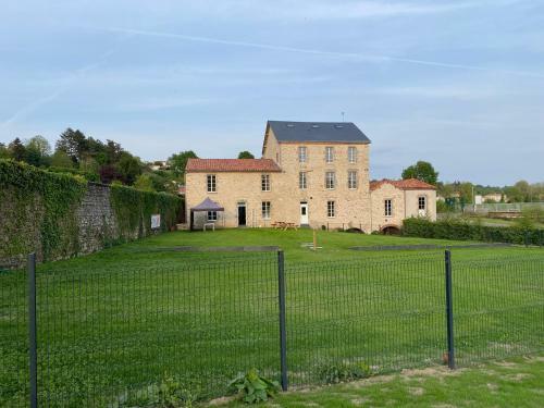 Apartamento Vintage A 10 Mn Du Puy Dufou