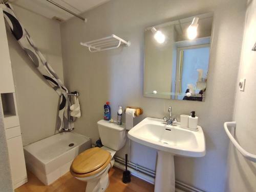 Apartamento Studio Les Jonquilles, Proche Thermes, Vue D�gag�e