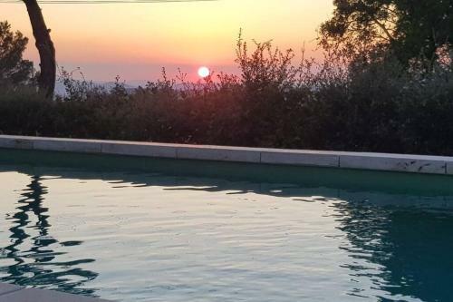 Villa L'intemporelle : Bastide Au Pied Du Luberon