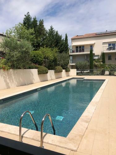 Apartamento Studio Villa Serena Piscine Au Centre De St R�my