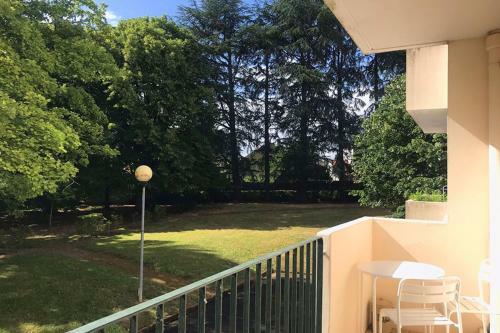 Apartamento Bright T2 With Balcony In A Paisible Area