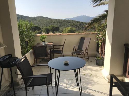Apartamento Studio Saint-rapha�l, 1 Pi�ce, 4 Personnes - Fr-1-504-645