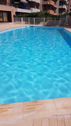 Apartamento Nice 52 M With Terrace At 4mn From The Beach