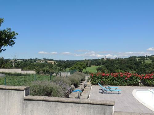Gite Lavergne, Piscine Privee Et Vue Exceptionnelle