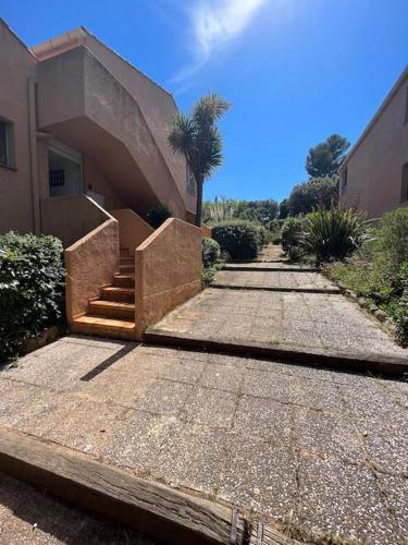 Apartamento 2 Pieces+terrasse - Proche Plages Sanary