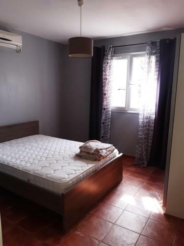 Maison Entre Mer Et Montagne, Quartier R�sidentiel