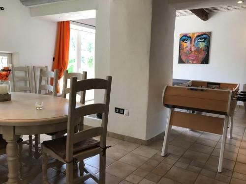 Villa La Bergerie - Total Serenity In Saumane