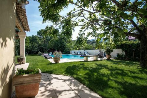 Maison De Campagne � Fontaine De Vaucluse - Piscine Priv�e