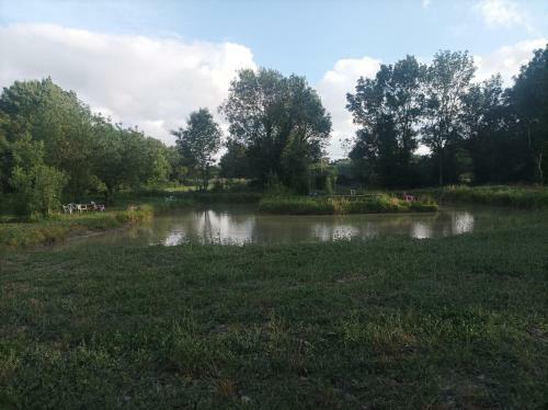 Apartamento Les G�tes Du P�r�