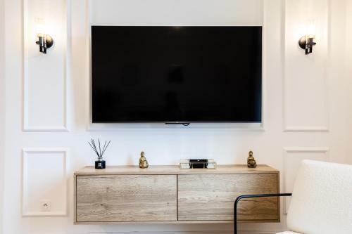 Monaco Border - Luxury Apartment - Belle Epoque