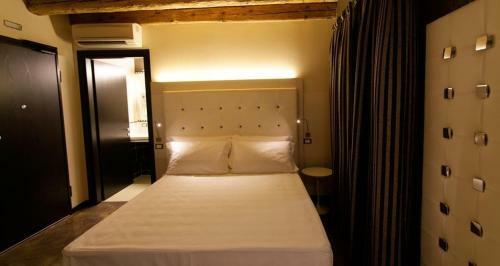 Villa Solaris Hotel & Residence