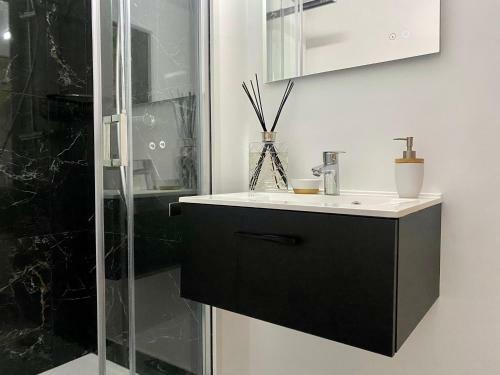 Apartamento Terrasse Vue Mer 2 Pi�ces � Leucate Avec Piscine