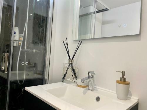 Apartamento Terrasse Vue Mer 2 Pi�ces � Leucate Avec Piscine