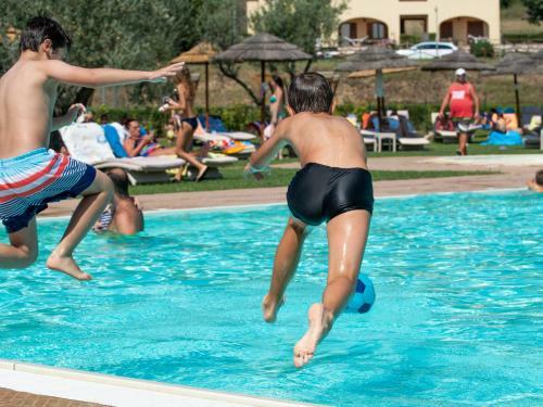 Aparthotel Le Corti Di Montepitti