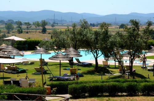 Aparthotel Le Corti Di Montepitti