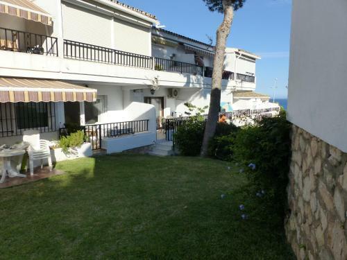 Las Flores Apartments Piscina Abierta!!