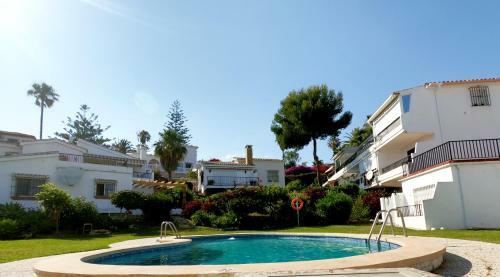 Las Flores Apartments Piscina Abierta!!