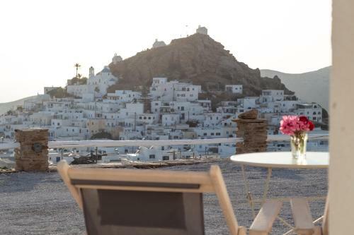 Wabi Luxury Suites & Maisonettes Ios