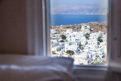 Wabi Luxury Suites & Maisonettes Ios