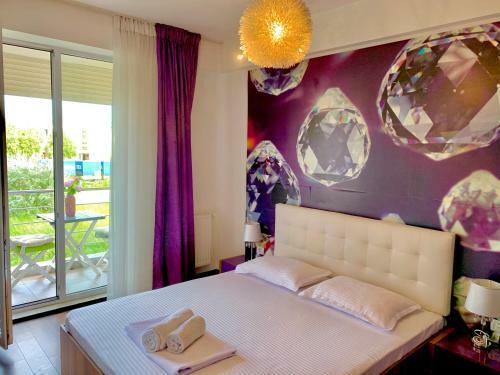 Blue Summerland Apartments