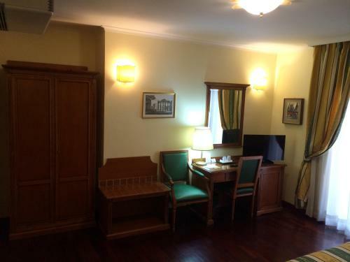 Clarice Hotel