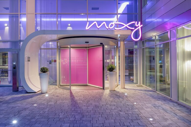Hotel Moxy Milan Malpensa Airport