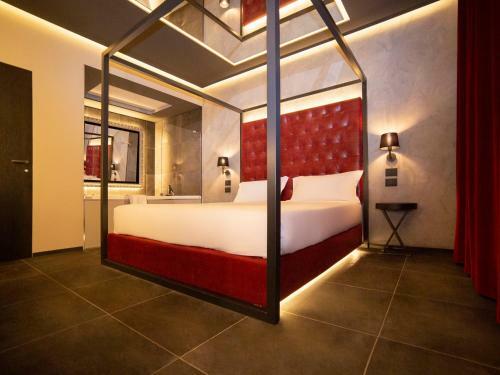 Motel Hotel Charlie