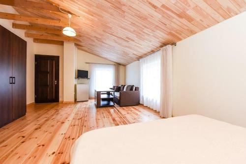 Hostal Sve?i? Namai J?ros 23