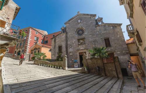 Nice Home In Labin With 2 Bedrooms