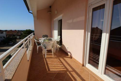 Apartamento Nela, 700 M From The Beach