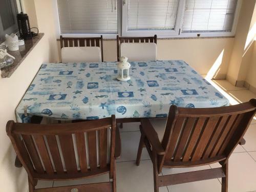 Apartments P&l - 25m From Beach