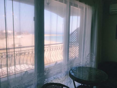 First Line Apartments Argo ? Studio Room King Bed (front Sea View)