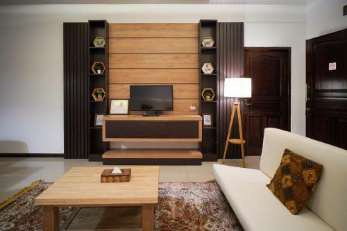 Omah Angkul Angkul Villa