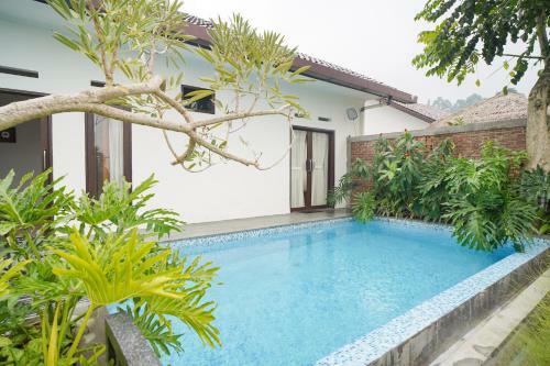 Omah Angkul Angkul Villa