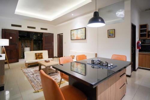 Omah Angkul Angkul Villa