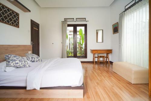 Omah Angkul Angkul Villa