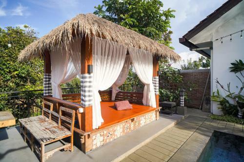 Omah Angkul Angkul Villa